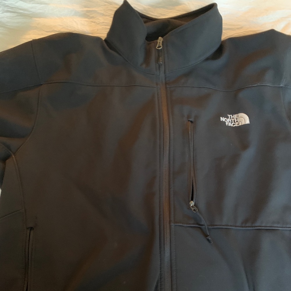 Men’s Northface Jacket - Weather resistant